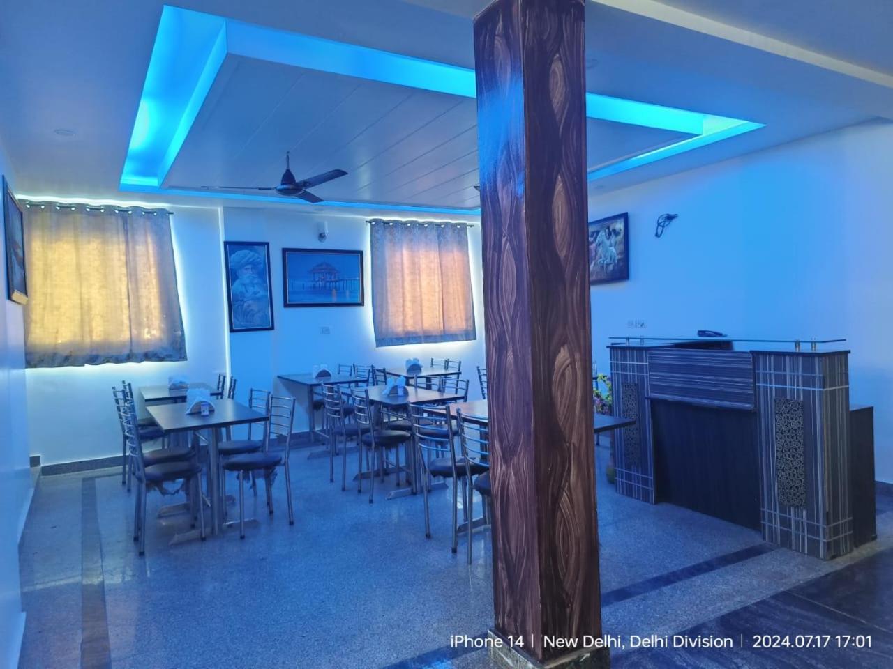 Jet Fox By Aero View Hotel, Delhi Airport New Delhi Exteriör bild