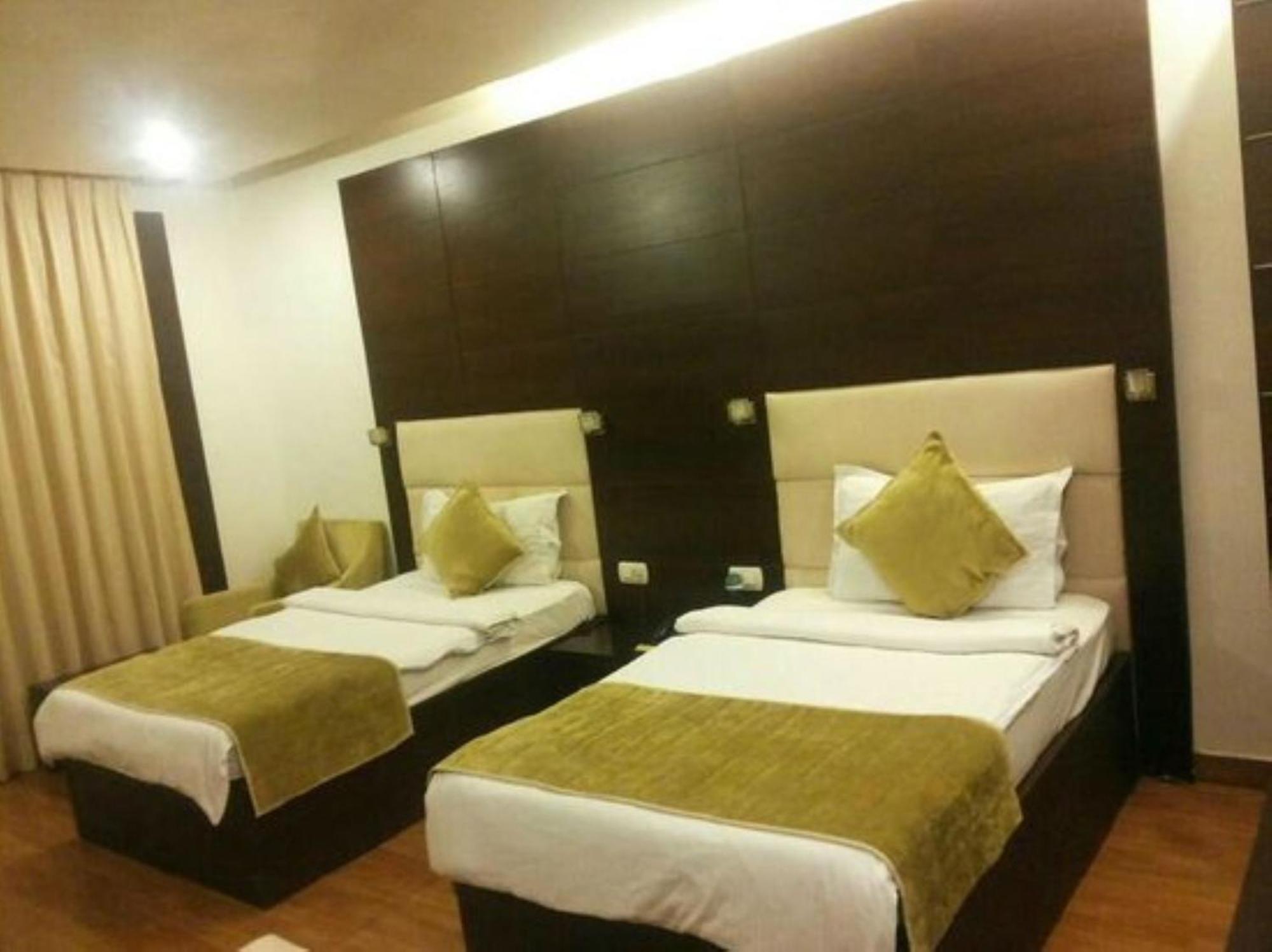 Jet Fox By Aero View Hotel, Delhi Airport New Delhi Exteriör bild