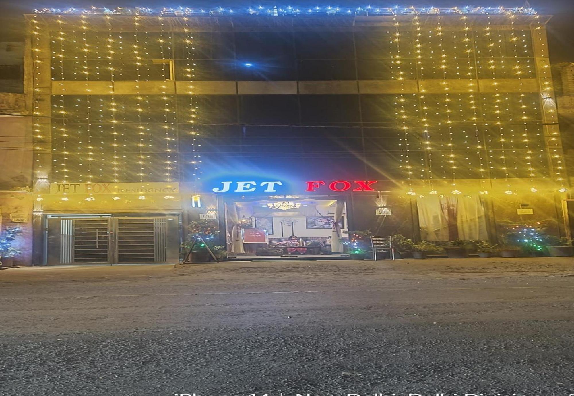 Jet Fox By Aero View Hotel, Delhi Airport New Delhi Exteriör bild